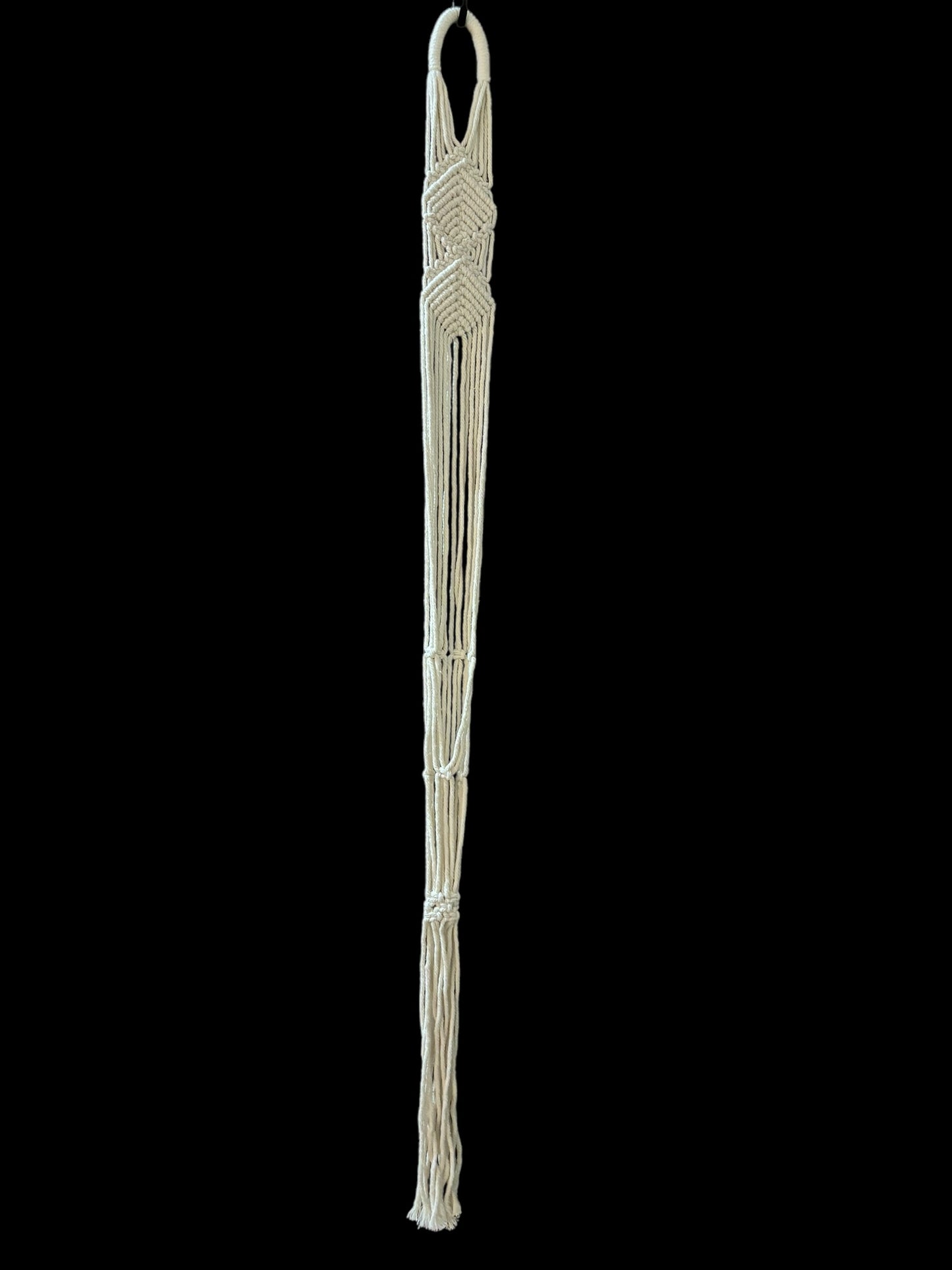 Doughknot - Ivory macramé plant hanger